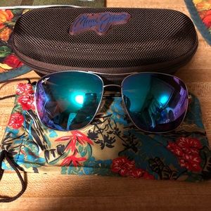 Maui Jim Cook Pines blue aviator sunglasses